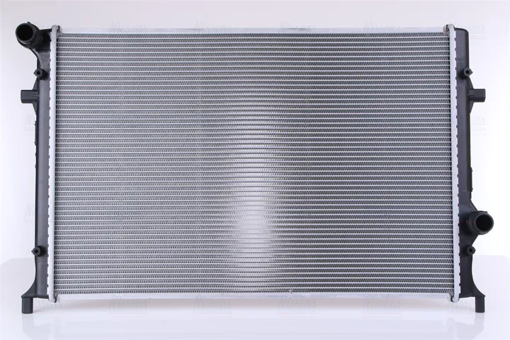 Радиатор охлаждения NISSENS 60352