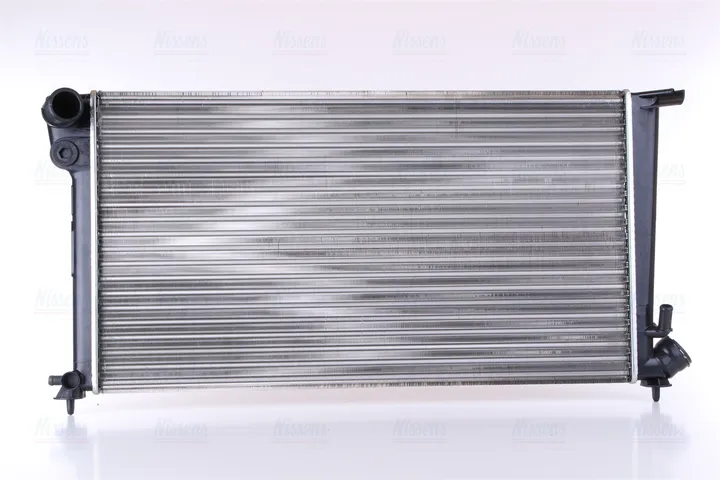 Радиатор охлаждения NISSENS 61315