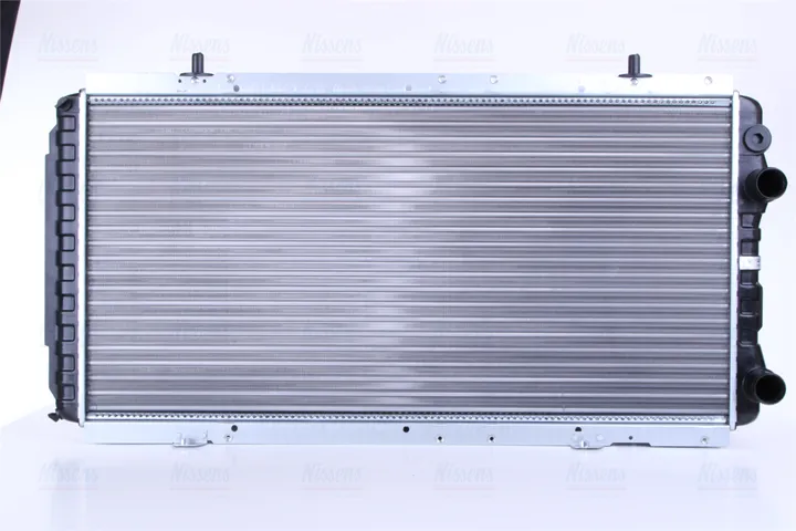 Радиатор охлаждения NISSENS 61390