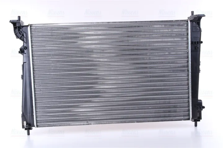 Радиатор охлаждения NISSENS 61916