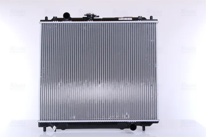 Радіатор охолодження двигателя NISSENS 62801