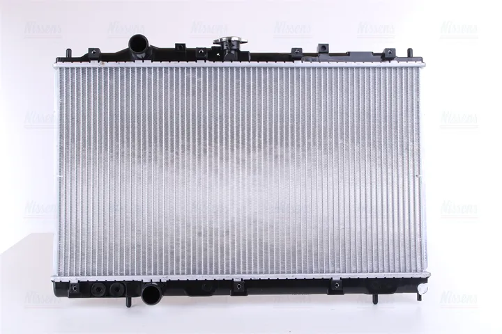 Радиатор охлаждения двигателя NISSENS 628591
