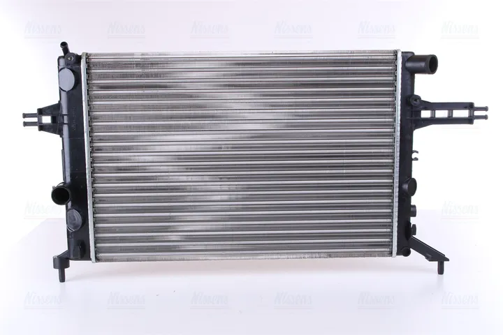 Радиатор охлаждения NISSENS 63005A