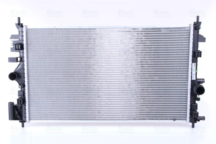 Радиатор охлаждения NISSENS 630718