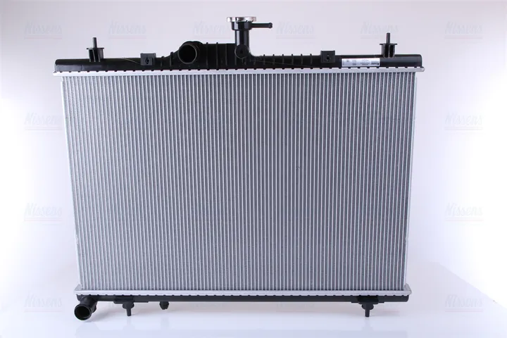 Радиатор охлаждения NISSENS 637643