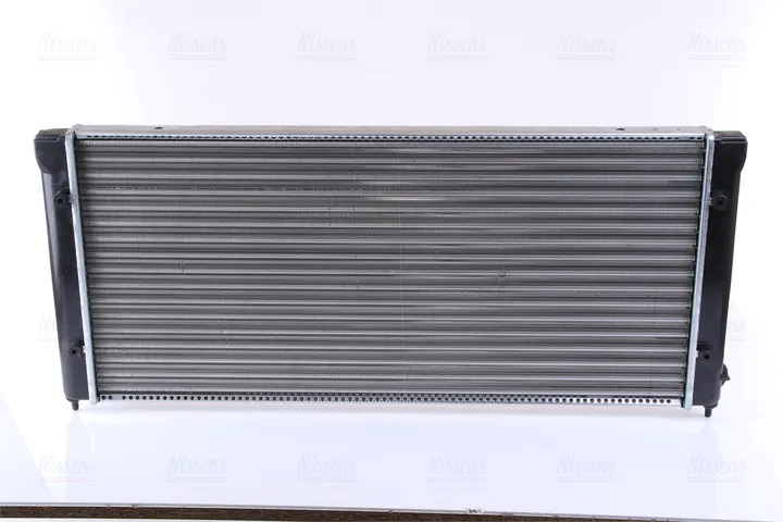 Радиатор охлаждения NISSENS 640041