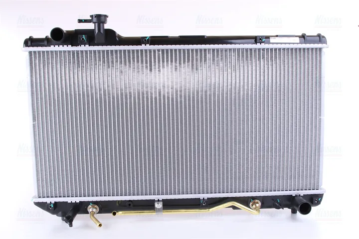 Радиатор охлаждения двигателя NISSENS 64761