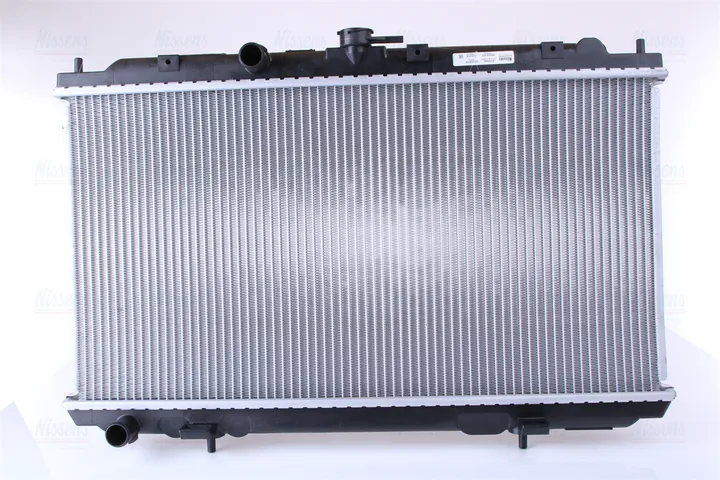 Радиатор охлаждения двигателя NISSENS 67344A