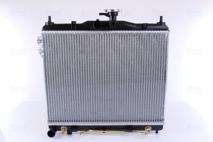 Радиатор охлаждения двигателя NISSENS 67496