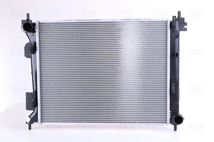 Радиатор охлаждения NISSENS 67611
