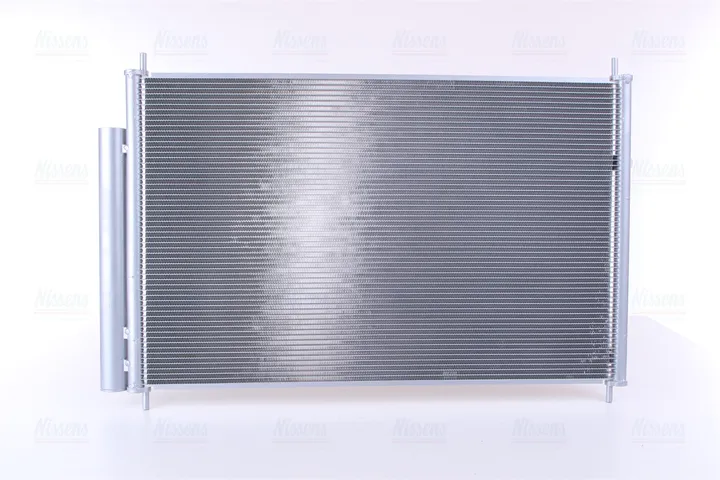 Радиатор кондиционера NISSENS 940037